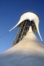 Z Turm / ***