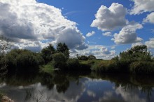 Mit den Wolken / _______________________________*