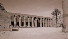Keepers of the Ages. / ***