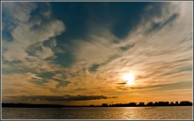 Zeichnung am Himmel ... / ***