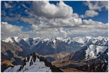 Mountain Kingdom / ***