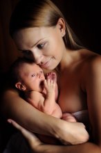Motherhood ... / ***
