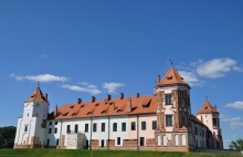 Mir Castle / ***