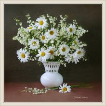 Gänseblümchen und Sonnenblumen in einem Bouquet / -----------------