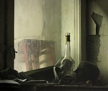 Interior with a broken stool / no comment
