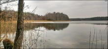 Am Ufer des Sees Glublya / ***