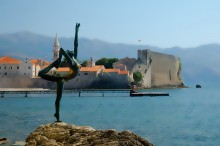 Budva - alt und jung ... / ***