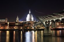 Millennium Bridge / Millennium Bridge