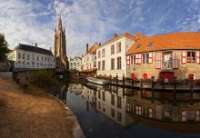 Brugge : morning mirror / 2011-08-22
11:31-11:33 Msk
+20 °C
