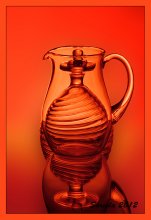 Pitcher in der roten / ***