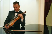 Die Musik ist immer / *************