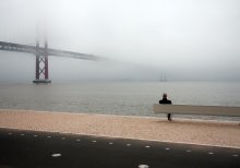 fog in lisbon / ****_****