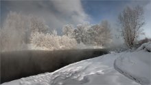 Schnee der Bank / --- --- ---