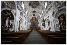 Kirche der Jesuiten. / ***