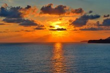 die Sonne in den Wolken / ***