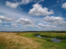 Der Himmel Wolken ... ... Der Fluss ... / ***