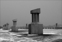 Der Schneesturm auf der Osterinsel / ***