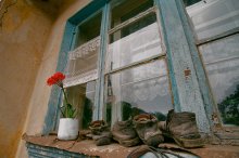 Fenster des Hauses auf der Insel Russisch / ***