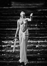 Themis / ***