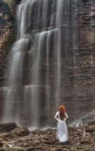 Wasserfall-Fee / ***