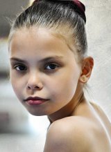 Kinder zu kümmern "Valeria" / *********