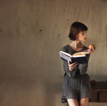  / ***