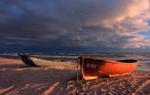 Im Sonnenuntergang / ***