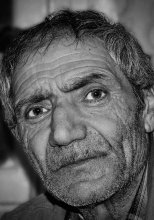 Portrait des armenischen Großvater. / ***