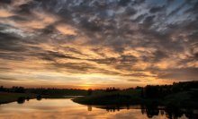 "Sonnenuntergang über dem See" / ***
