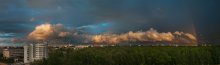 Regenbogen auf der grünen Wiese (Panorama) / ***