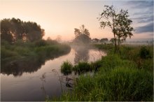 Summer Dawn / ***