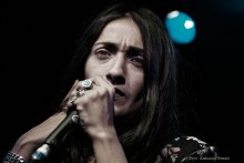 Hindi Zahra / ***