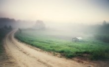 Über das Haus ... im Nebel ... / ***