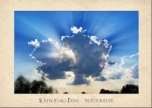 Pierced die Wolke / ***