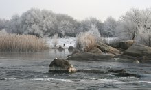 Auf der Suche nach einem Fischerboot CACT. / ***