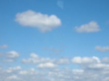 Wolken mit Bus / ***