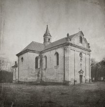 Trinity Church / ***