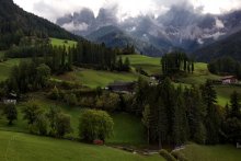 Dolomiten. / ***