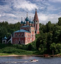 Die Stadt an der Wolga / ***