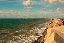 Pier / ----------