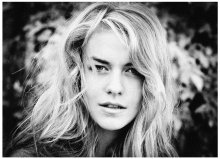 Ann / ***