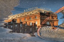 im Oktober Looking Glass / *************