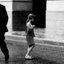 Don't leave me alone please.... / ***