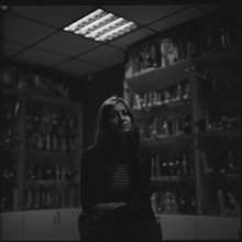 Portrait of Natalia intime Produkte im Laden / ***