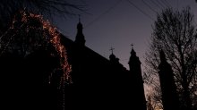 Franziskanerkirche in den Abend / ***