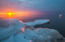 Hot Ice / ***