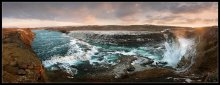 Wasserfall Gullfoss / ***