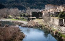 Besalau. / ***