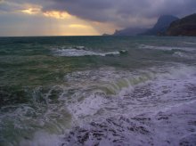 Storm in Sudak / ***