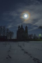 Full Moon / ***